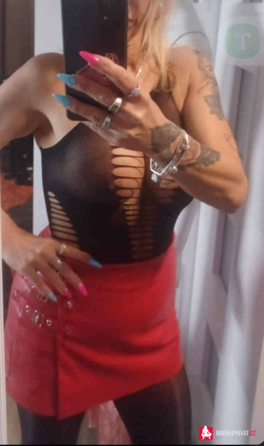 Nina24