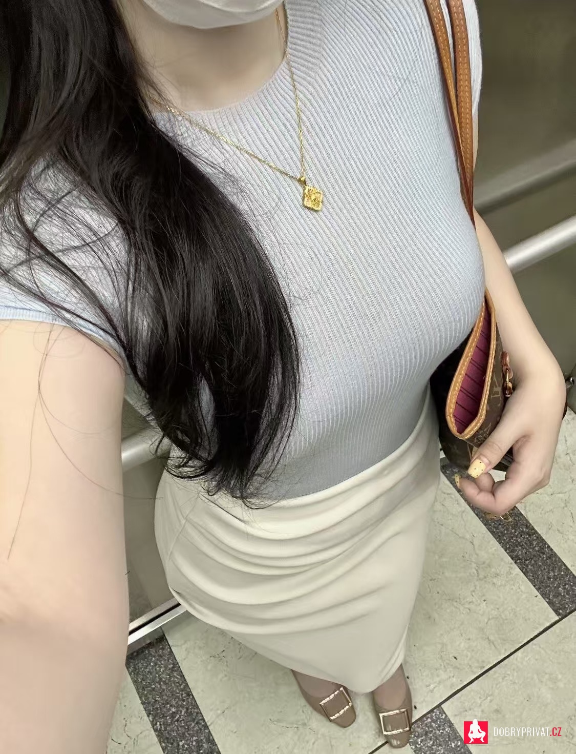 Ava